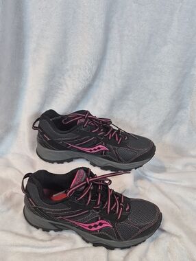 Saucony Women's Black with Pink Accent Trail Shoes